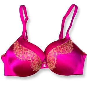 Victoria’s Secret Lace Push Up Bra 32B